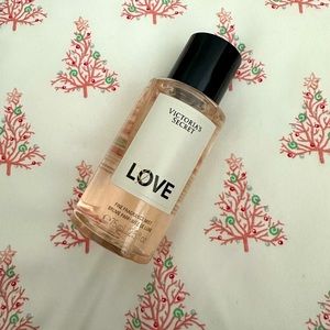 Victoria’s Secret Love Mini Body Spray